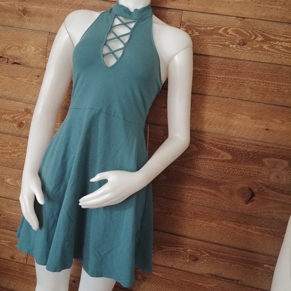 Express Blue Sleevless and Backless Dress - Picture 4 of 9